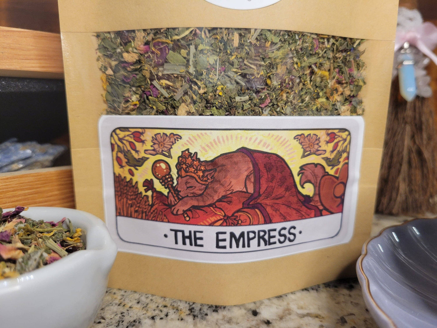 The Familiar Witch Co - The Empress Tarot Tea, For Pain Relief