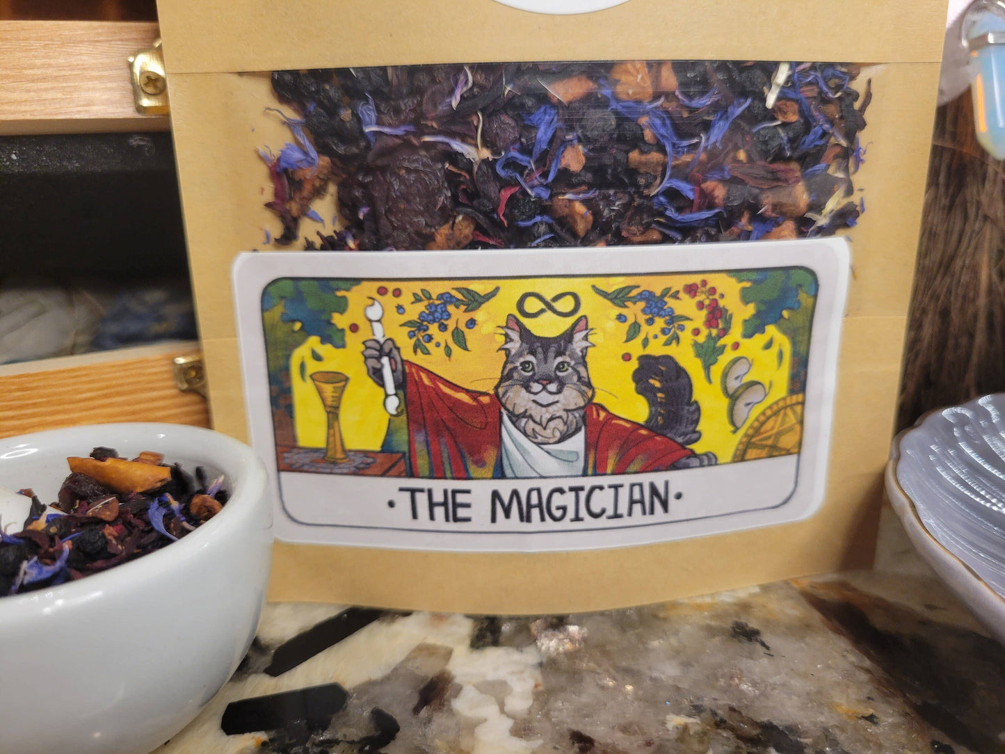 The Familiar Witch Co - The Magician Blueberry Tarot Tea